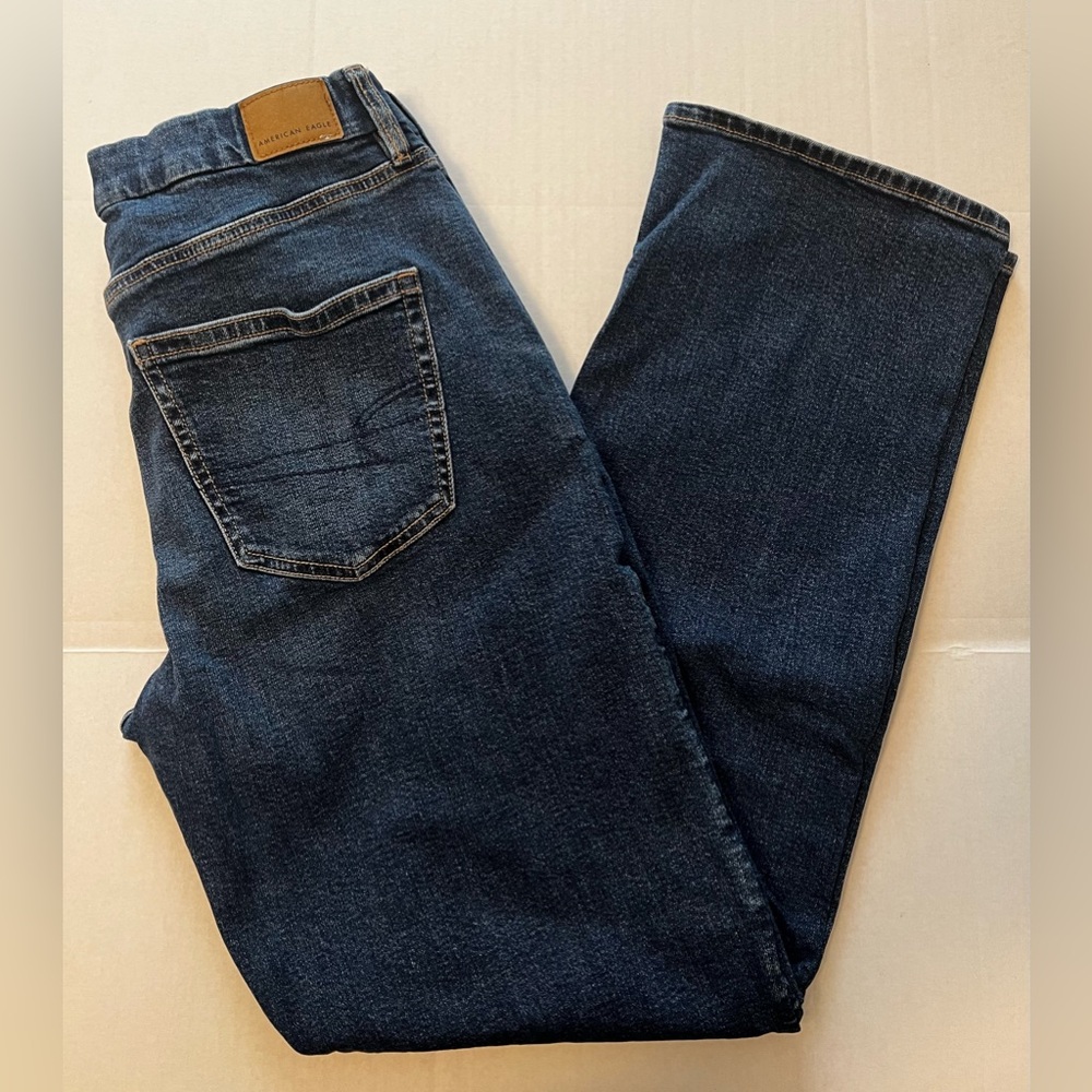 American Eagle Women’s Curvy Straight Jeans